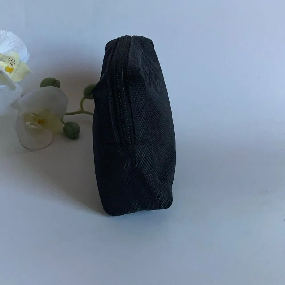 Tumi discover sleek